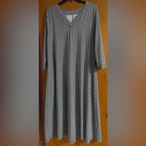 Croft & Barrow Monochrome Diamond Pattern Dress